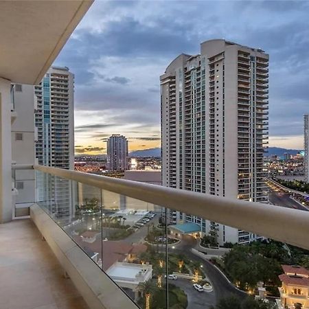 Stunning Four Bedroom Fully Professionally Remodeled Apartment Las Vegas Dış mekan fotoğraf