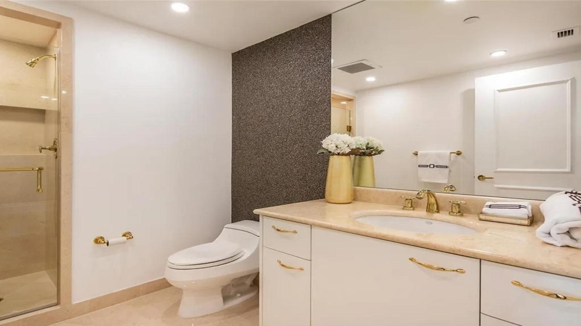 Stunning Four Bedroom Fully Professionally Remodeled Apartment Las Vegas Dış mekan fotoğraf