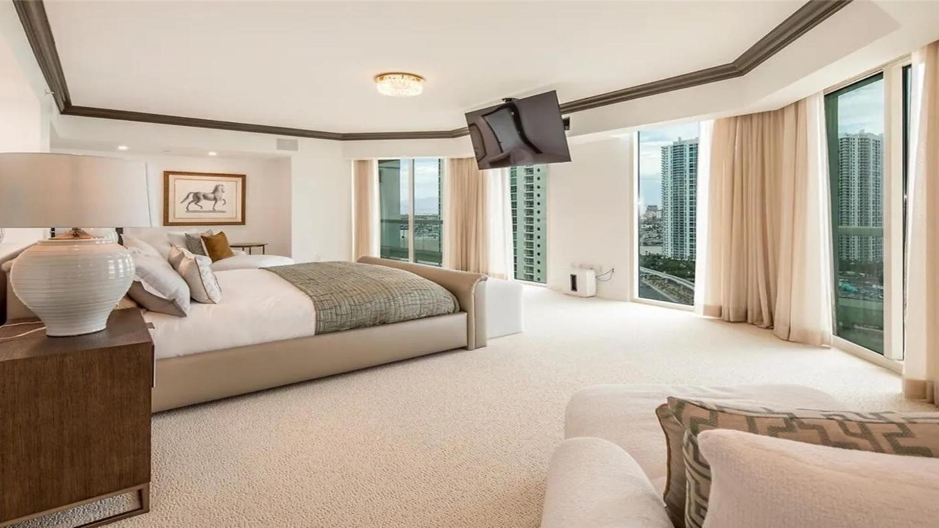 Stunning Four Bedroom Fully Professionally Remodeled Apartment Las Vegas Dış mekan fotoğraf