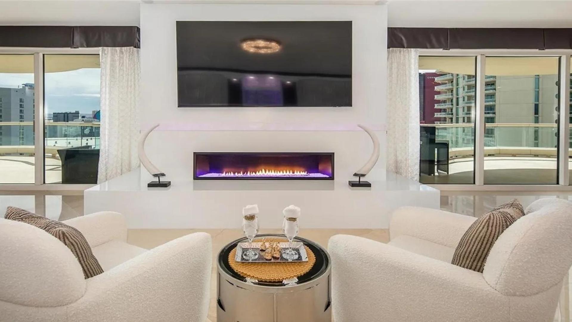 Stunning Four Bedroom Fully Professionally Remodeled Apartment Las Vegas Dış mekan fotoğraf