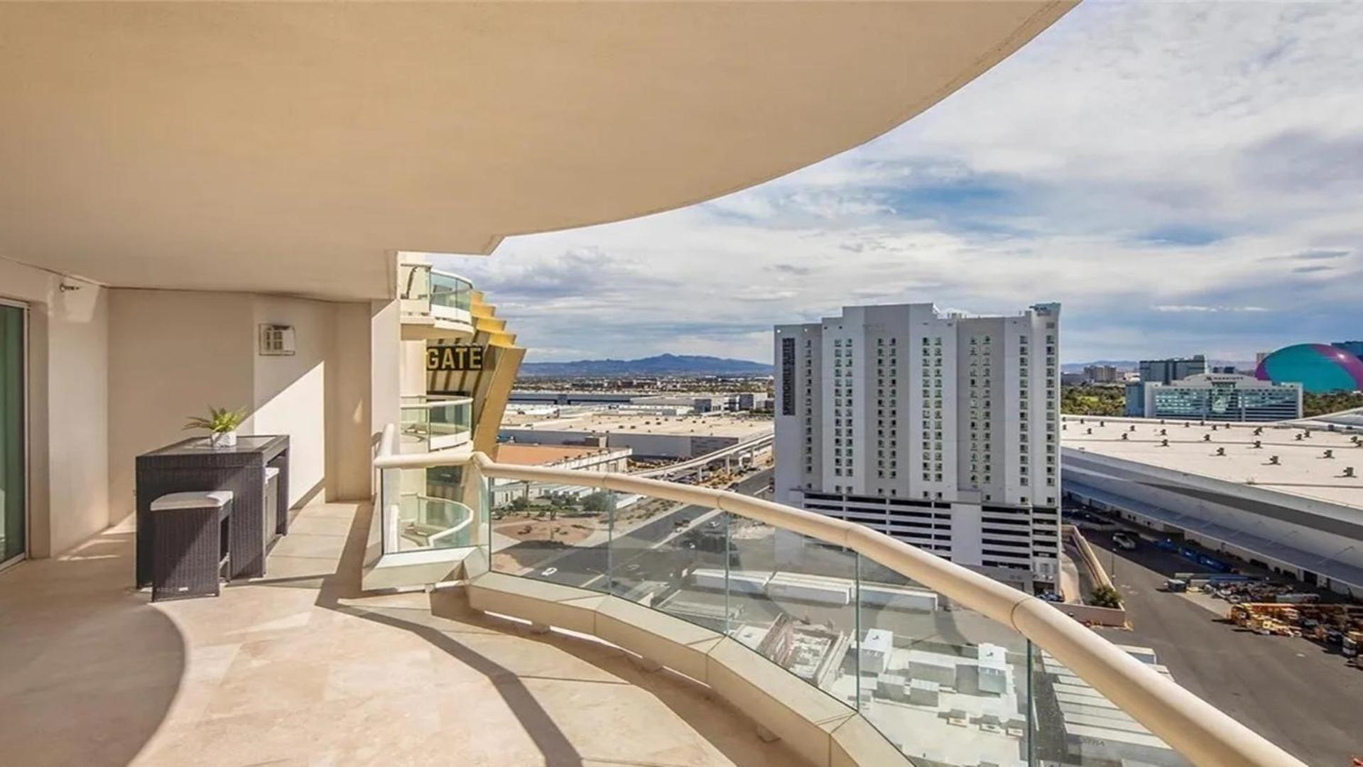 Stunning Four Bedroom Fully Professionally Remodeled Apartment Las Vegas Dış mekan fotoğraf